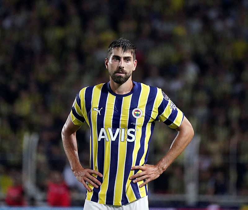 Fenerbahçe’den sürpriz transfer hamlesi! Çaykur Rizespor maçı sonrası listeyi iletti