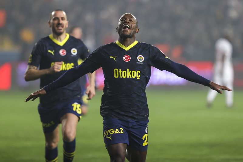 Fenerbahçe’den sürpriz transfer hamlesi! Çaykur Rizespor maçı sonrası listeyi iletti