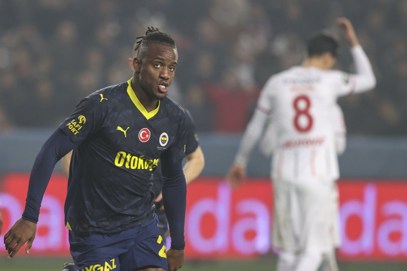 Fenerbahçe’den sürpriz transfer hamlesi! Çaykur Rizespor maçı sonrası listeyi iletti