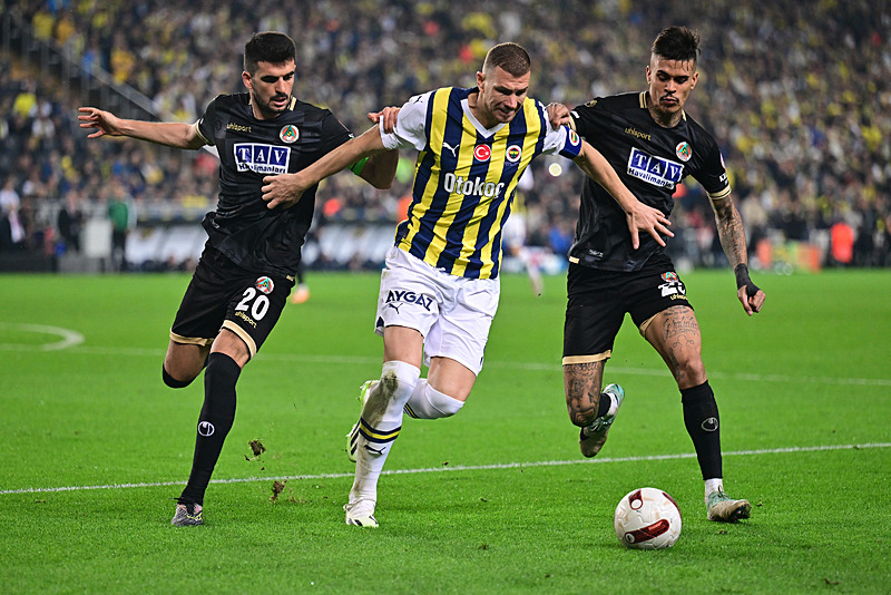 İsmail Kartal’dan flaş Fred kararı! İşte Fenerbahçe’nin Kasımpaşa maçı 11’i