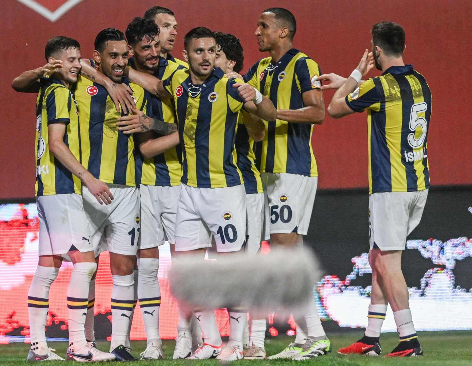 TRANSFER HABERİ: Fenerbahçe’ye Martial müjdesi! Resmen açıklandı