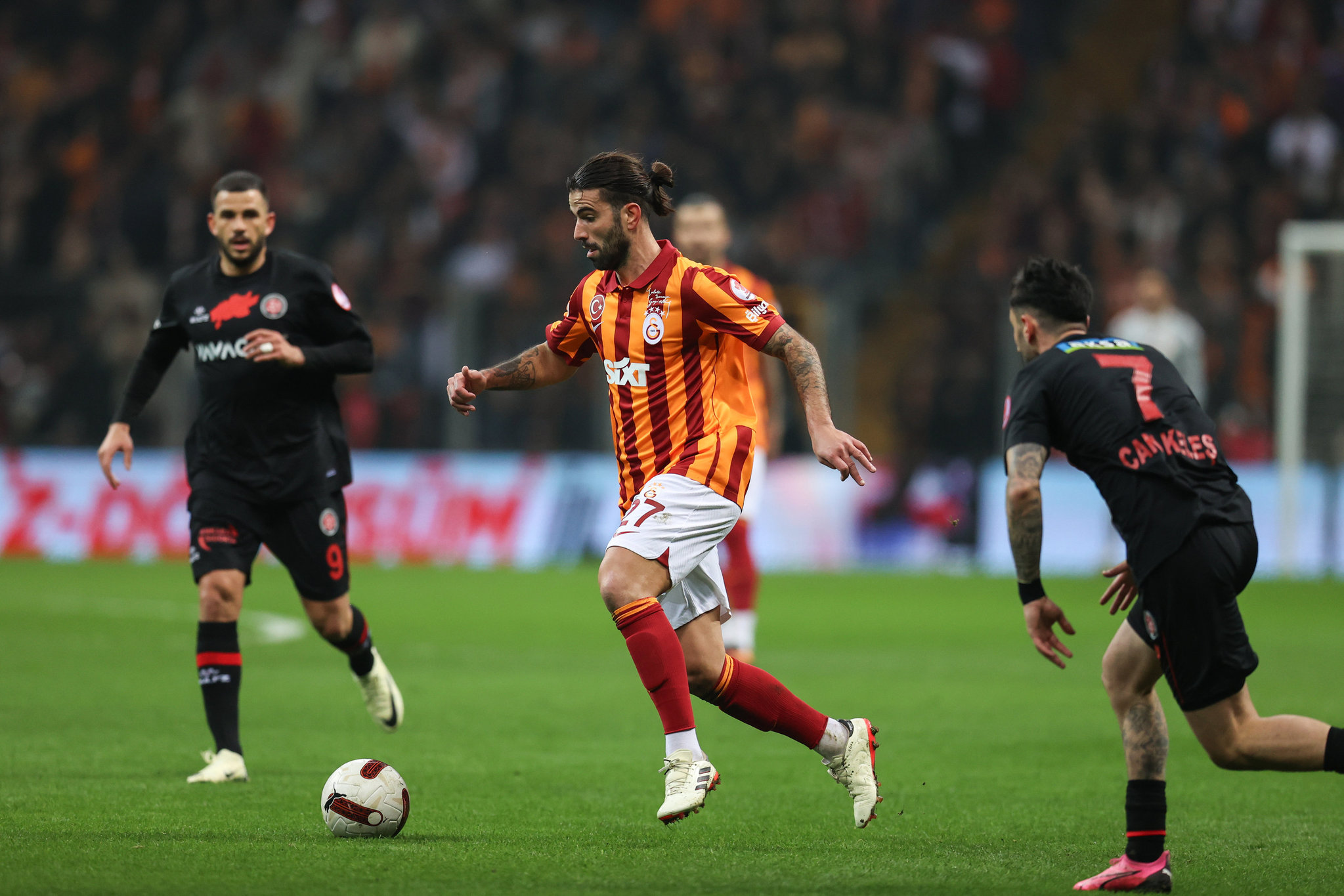 Galatasaray’dan 10 numara transferi! Dünya yıldızı sene sonu geliyor