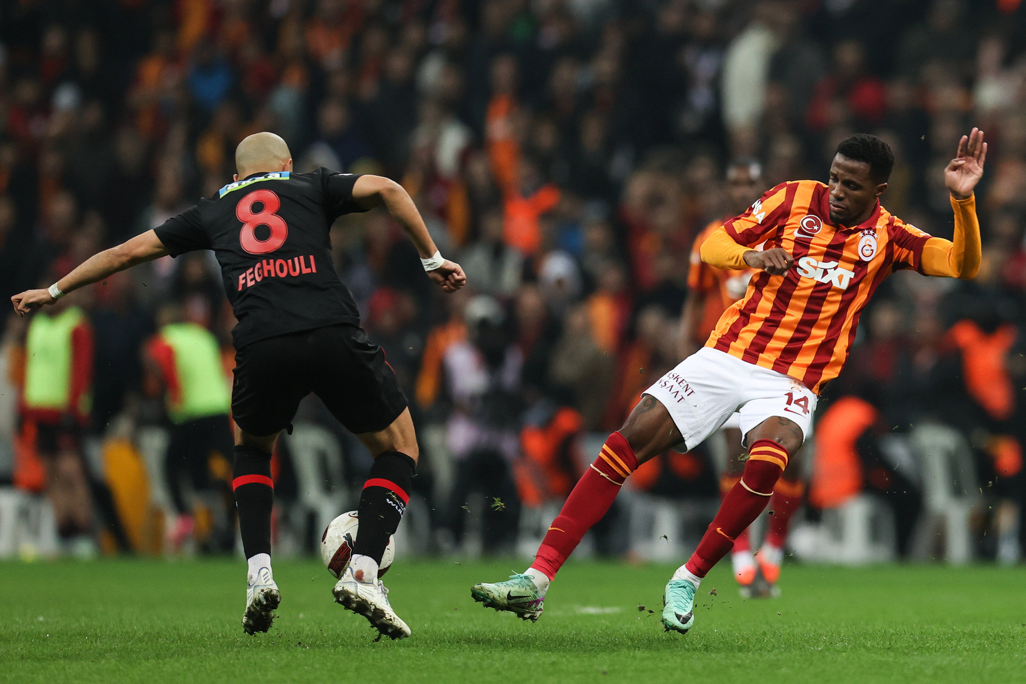 GALATASARAY TRANSFER HABERİ - Wilfried Zaha ayrılıyor! Yeni adresi belli oldu