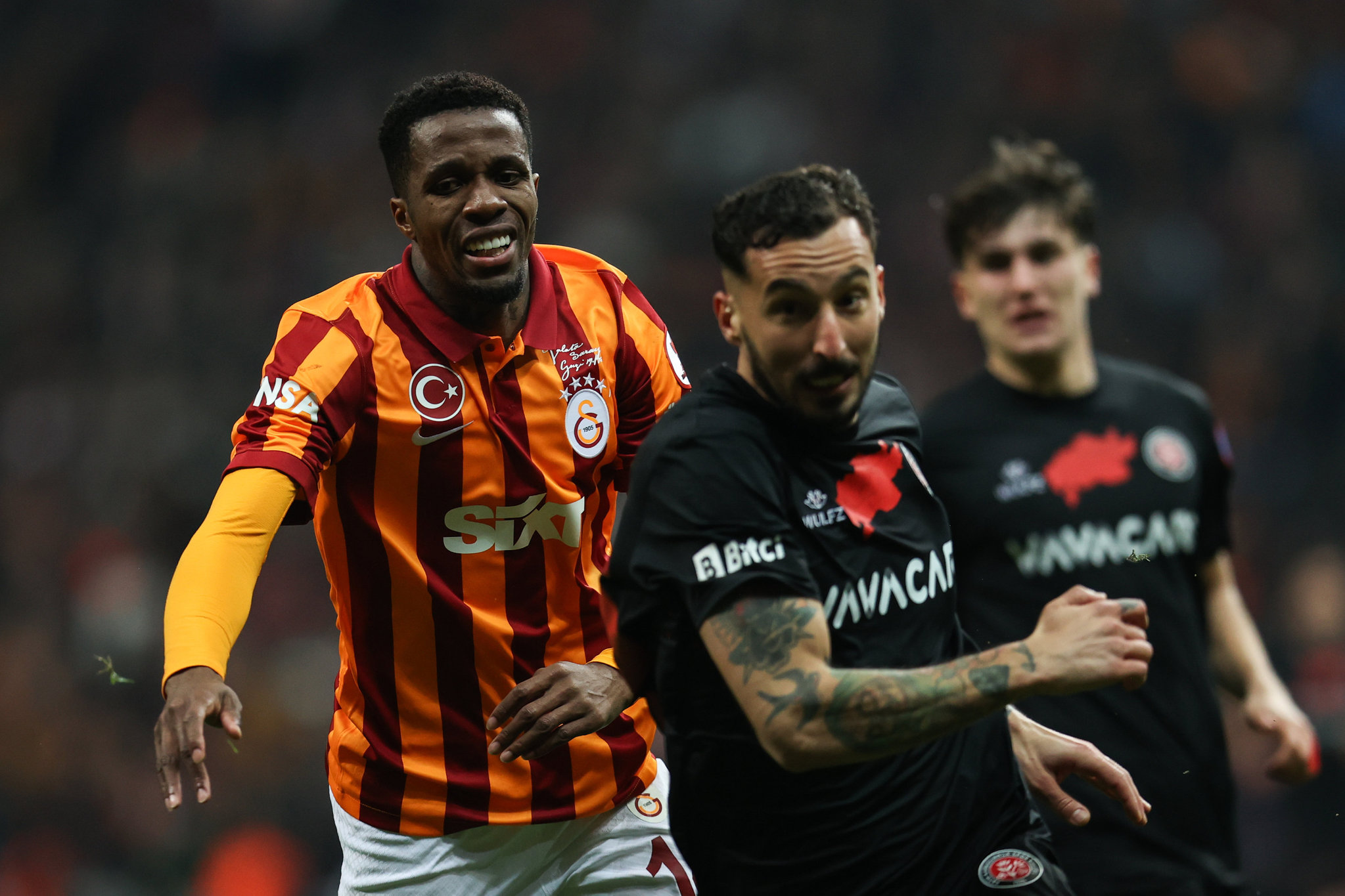 GALATASARAY TRANSFER HABERİ - Wilfried Zaha ayrılıyor! Yeni adresi belli oldu