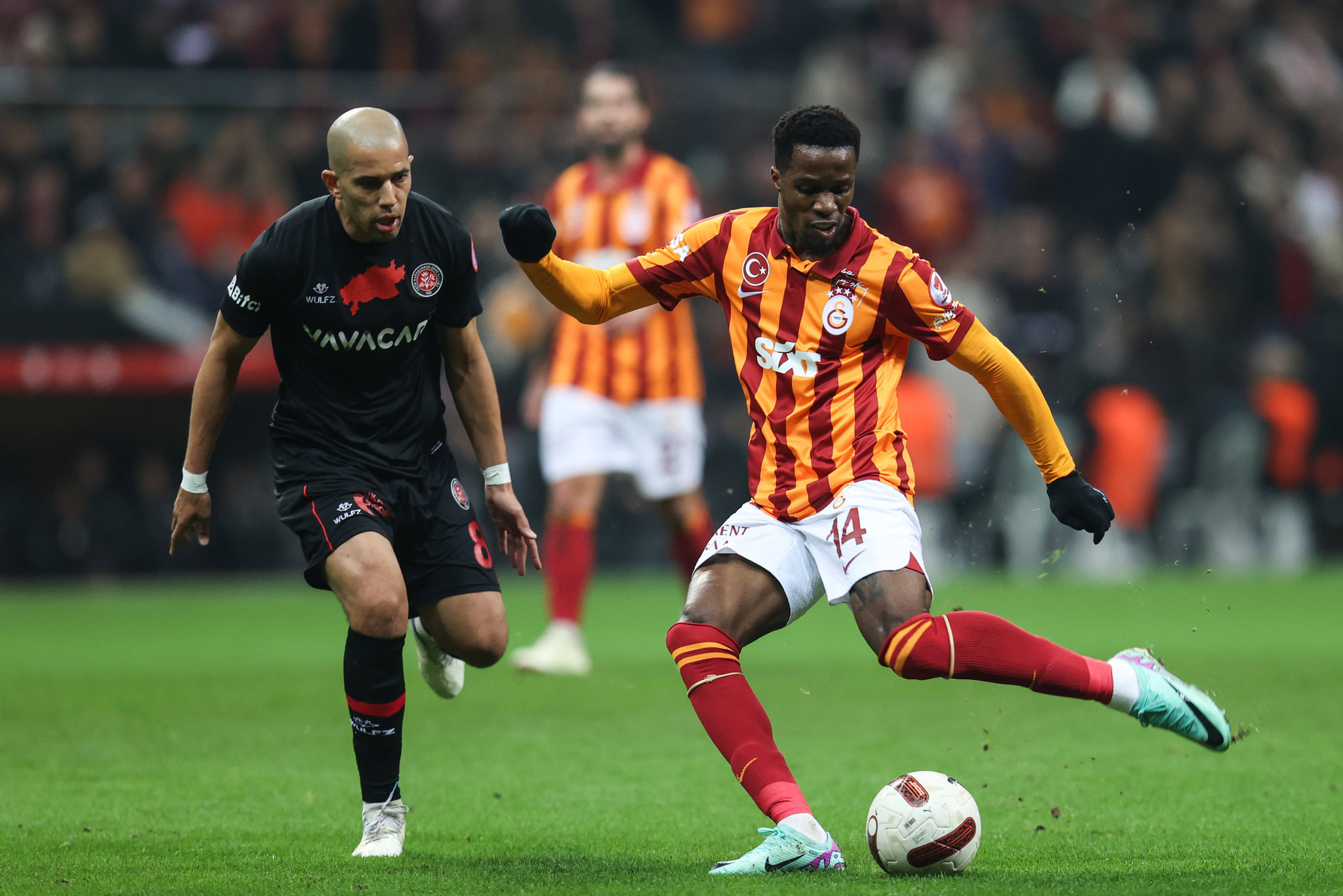 Galatasaray’da Wilfried Zaha krizi! Bu iddia çok konuşulur