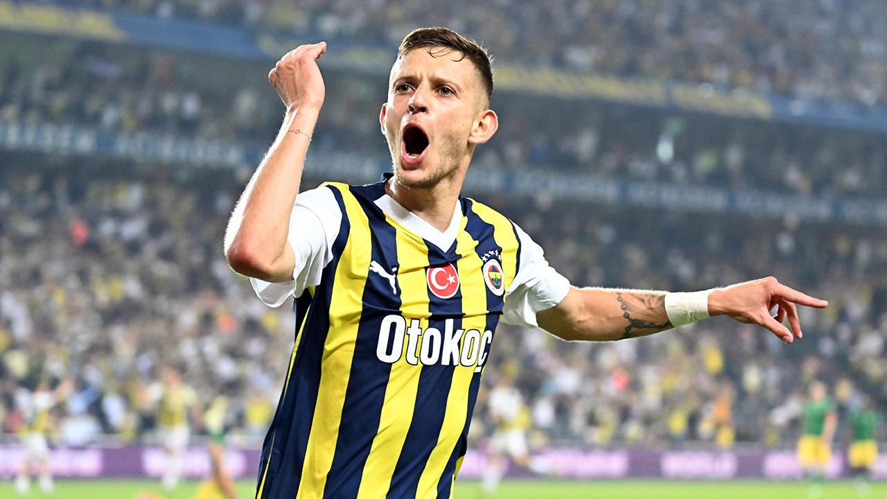 Fenerbahçe’nin 3 oyuncusuna dev teklif! Kanarya’nın kasası böyle dolacak