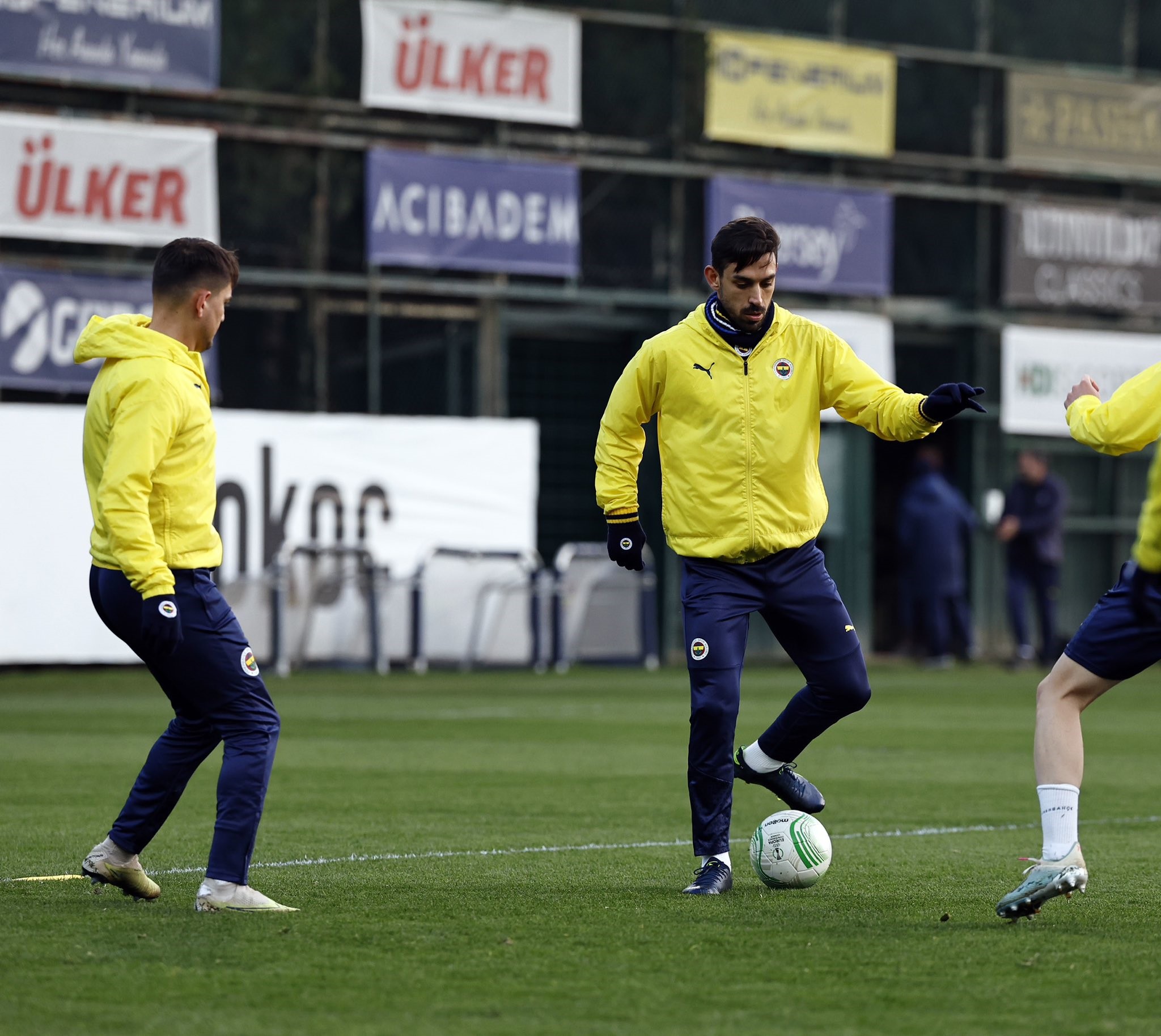 Fenerbahçe çeyrek final için sahada! İşte İsmail Kartal’ın U. S. Gilloise maçı muhtemel 11’i