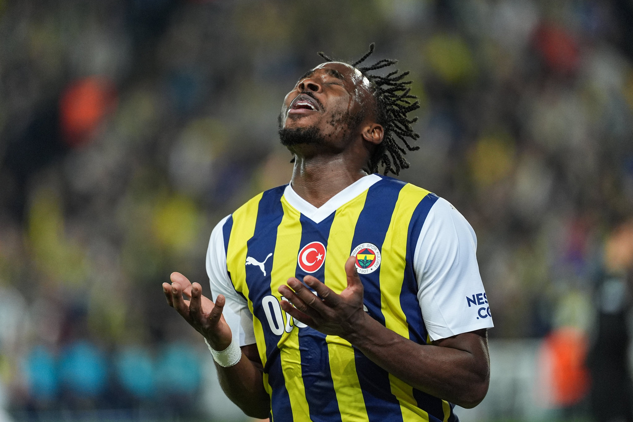 Fenerbahçe’den Osayi Samuel kararı! Sözleşmesi...