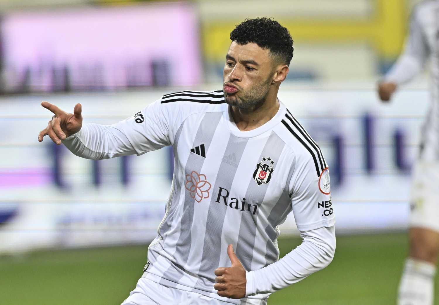 Beşiktaş’a Alex Oxlade-Chamberlain’den müjdeli haber! O maçta sahada