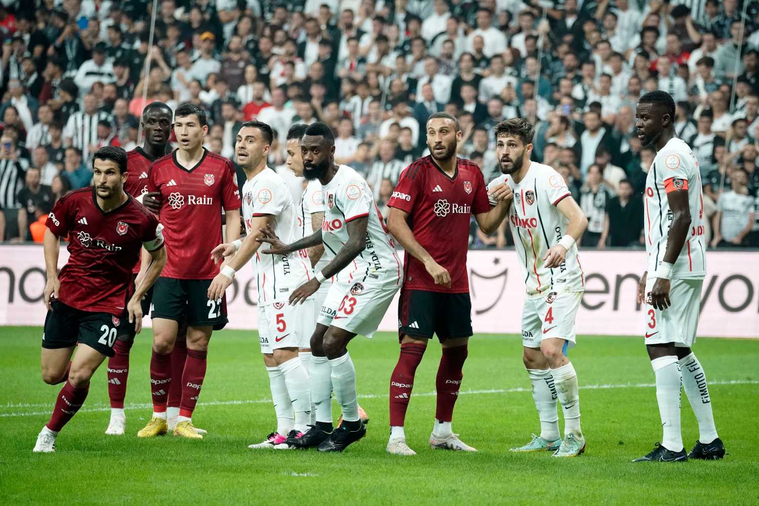 Beşiktaş çıkış arıyor! İşte Fernando Santos’un Başakşehir maçı muhtemel 11’i