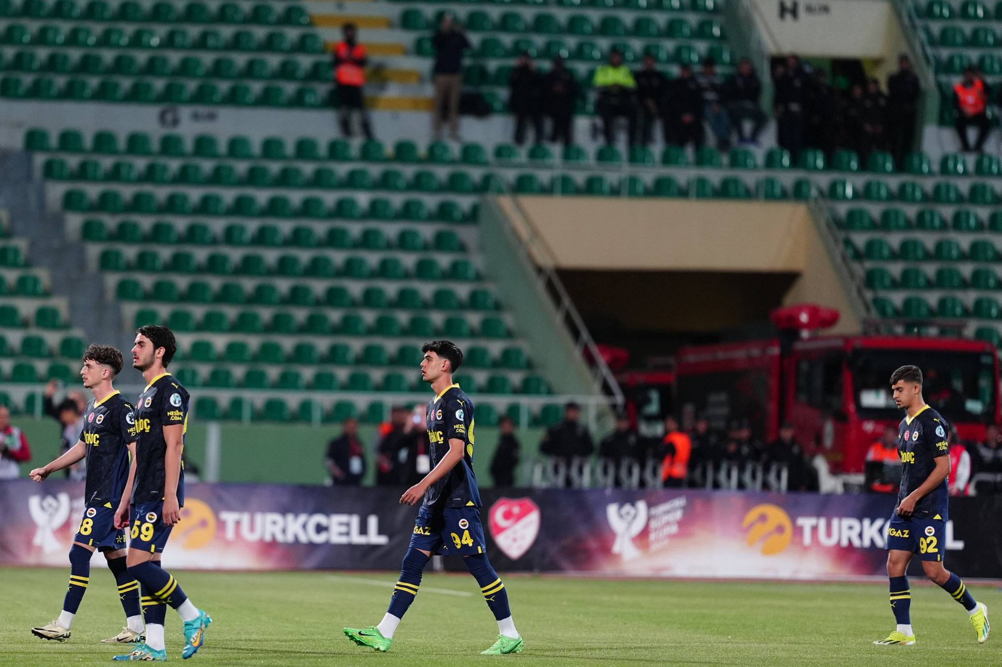 Galatasaray-Fenerbahçe maçı sonrası flaş sözler! Türk futbol tarihi yazacak