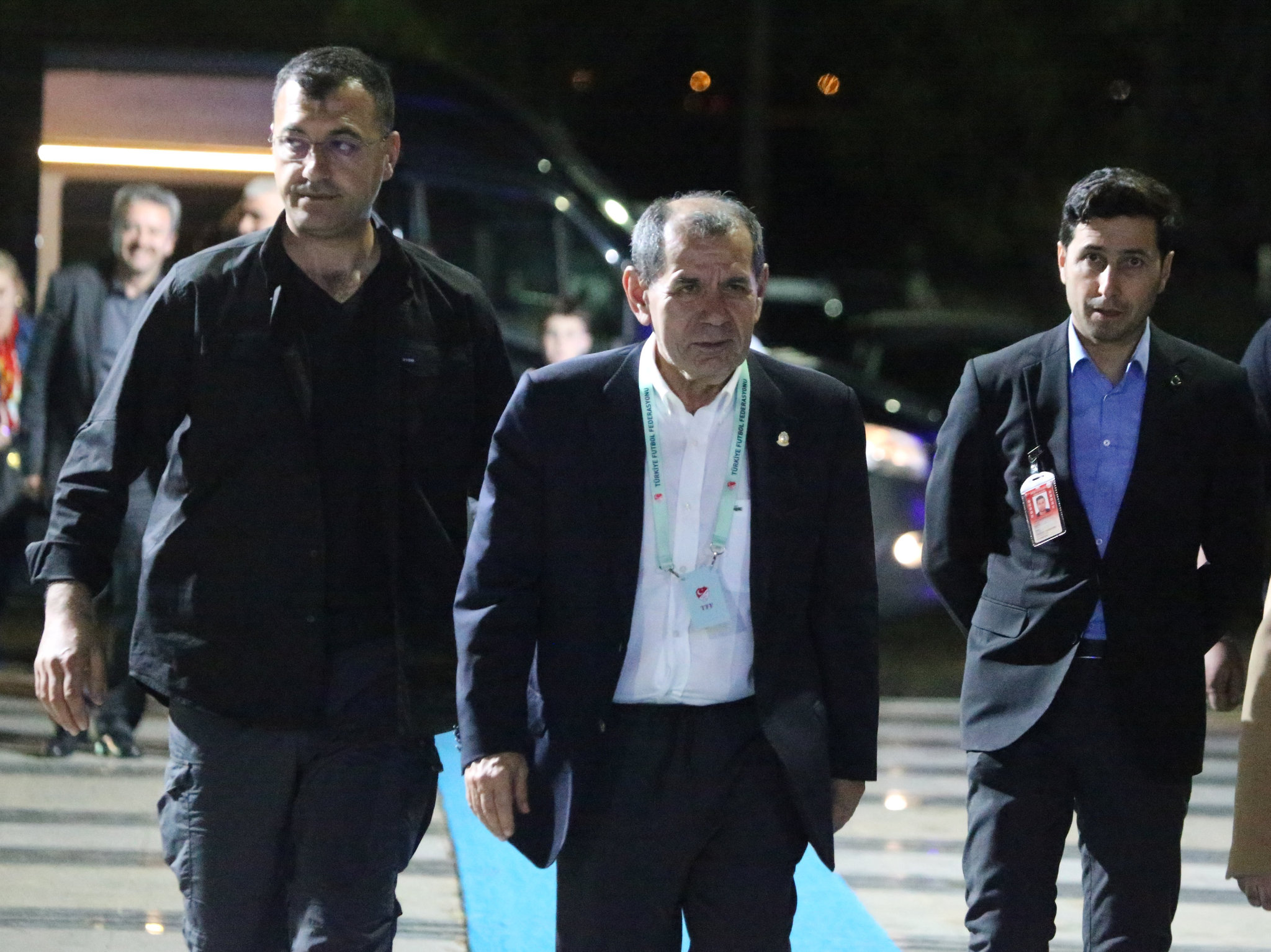 Galatasaraylıları üzecek haber! Okan Buruk’a dev transfer teklifi