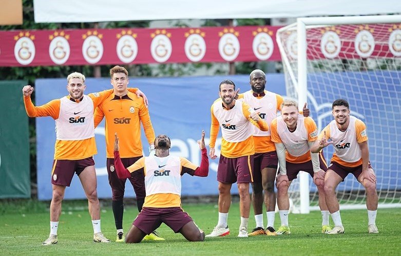 Transferde mutlu son! O yıldız Galatasaray’a evet dedi