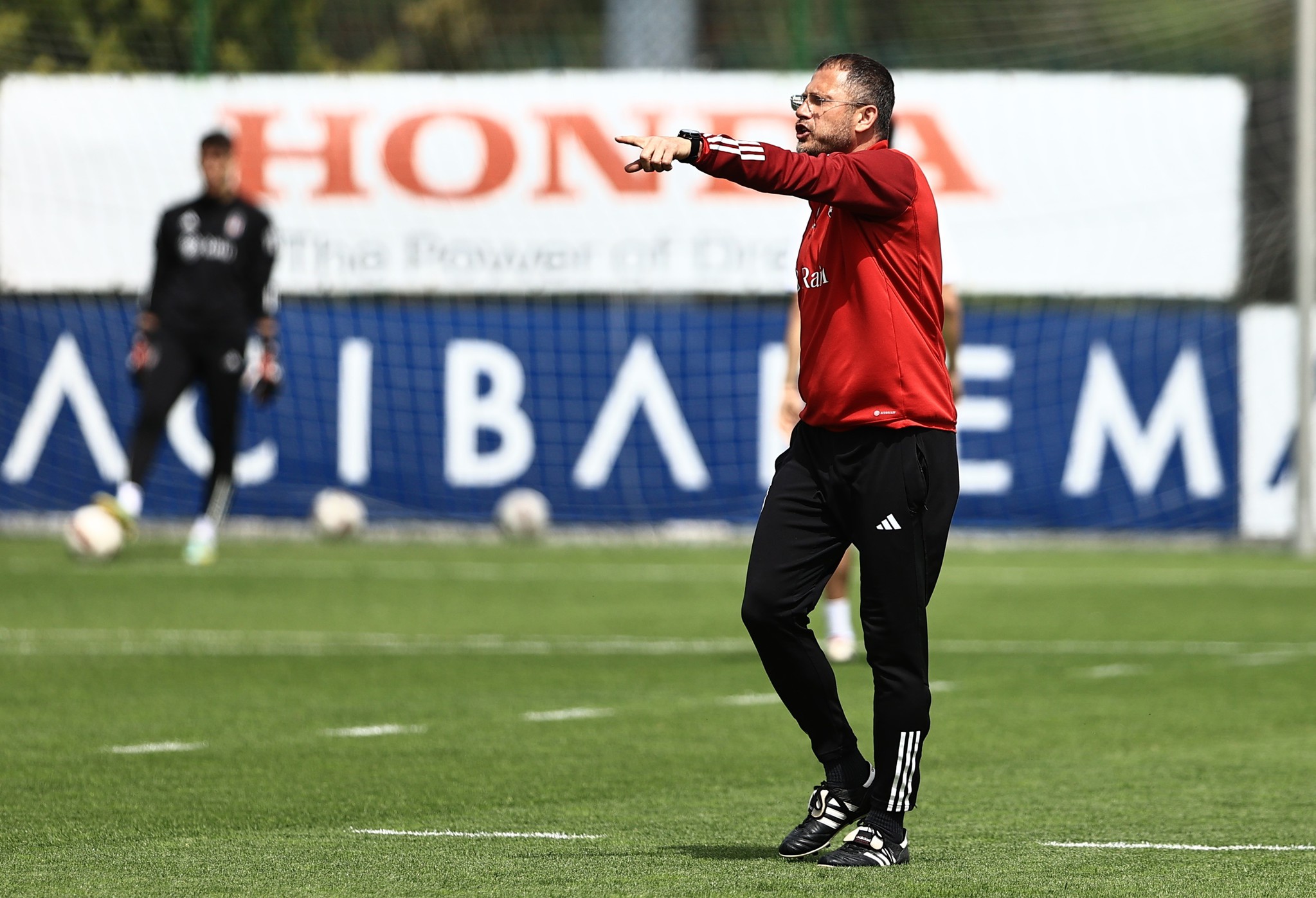 Serdar Topraktepe’den flaş Aboubakar kararı! İşte Beşiktaş’ın Fenerbahçe maçı 11’i