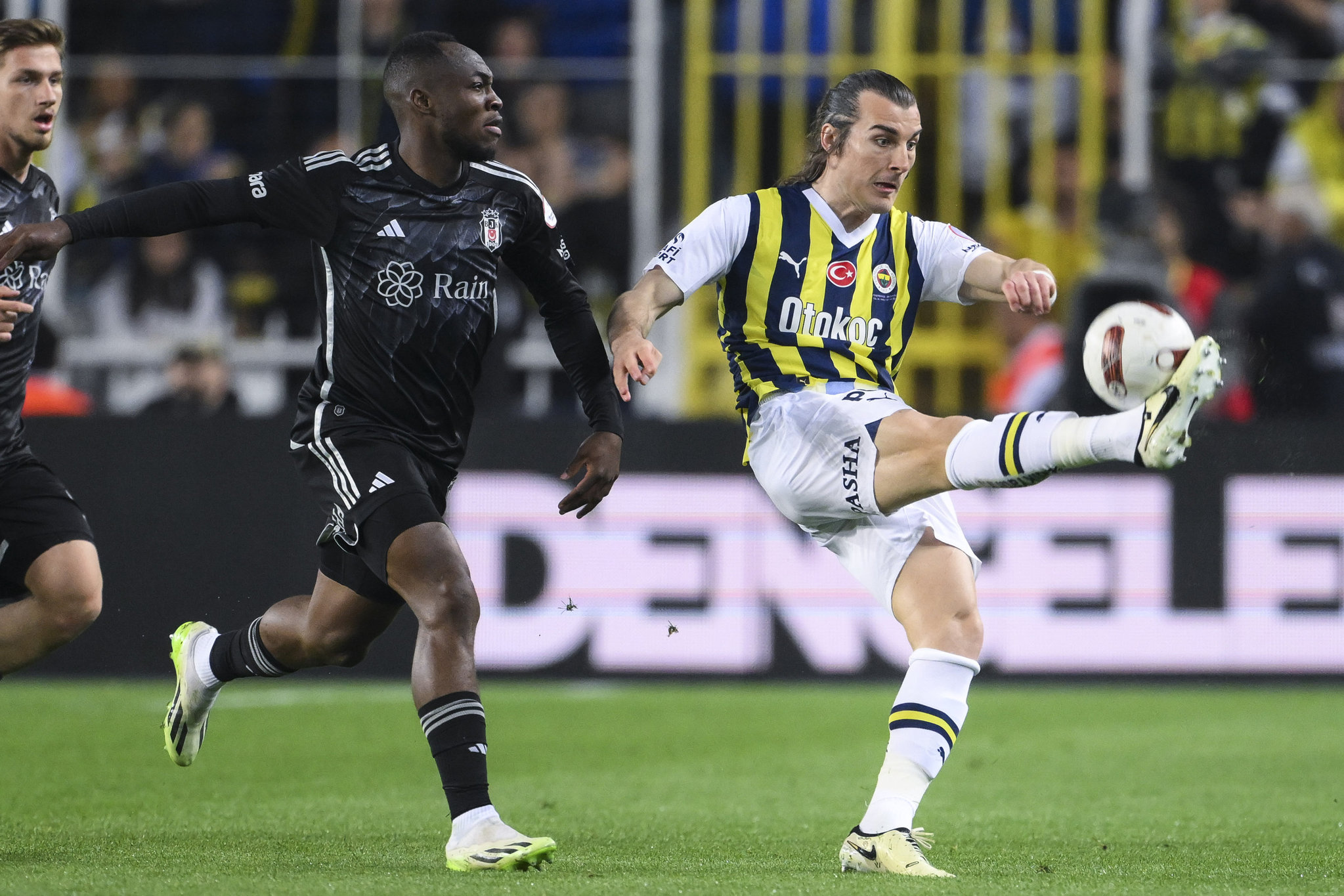 Fenerbahçe’den Rade Krunic kararı! Sezonun geri kalan kısmında...