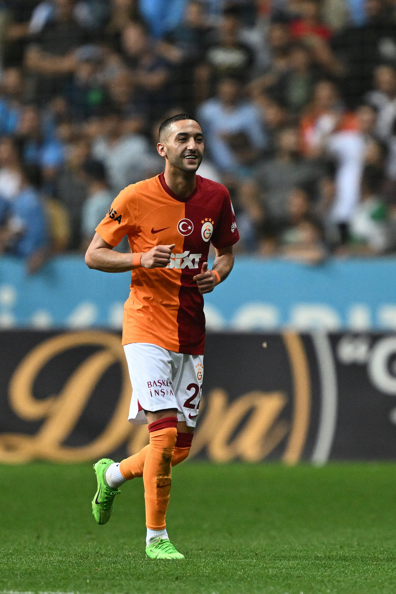 TRANSFER HABERİ | Galatasaray’a Sırp forvet! Yeni sezonun golcüsü hazır