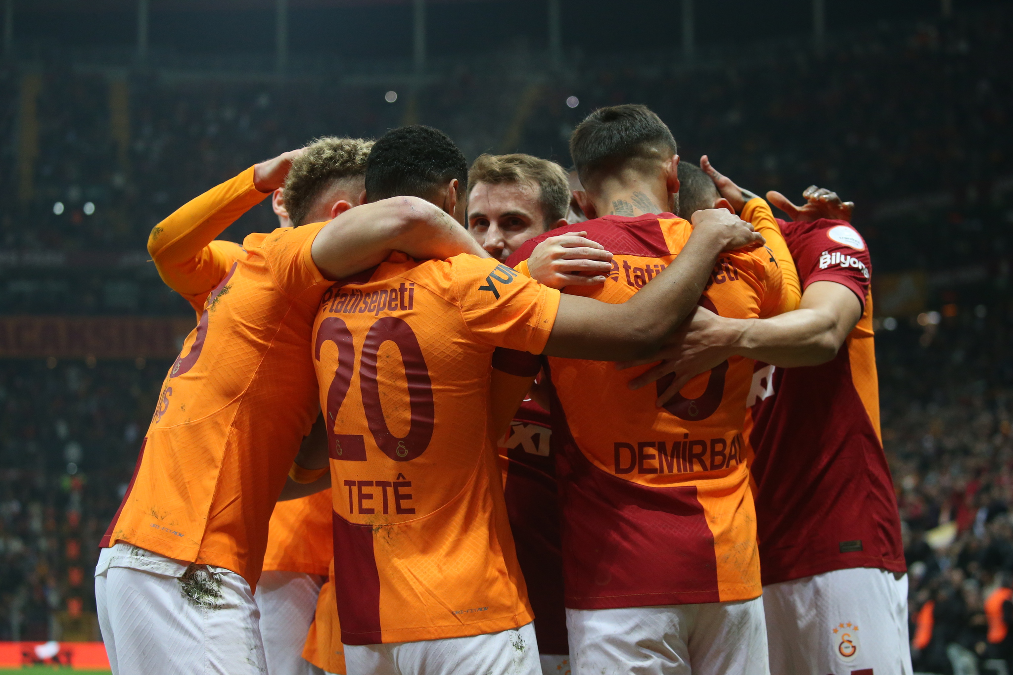 TRANSFER HABERLERİ: Galatasaray yılın bombasını patlatıyor! Fransız yıldızla temasa geçildi