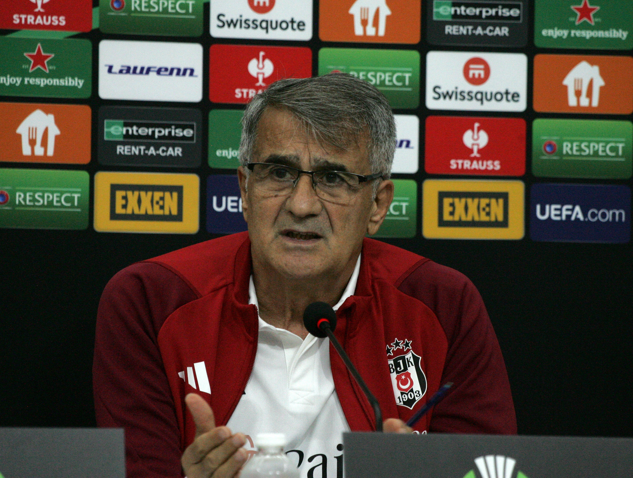 Beşiktaş’ta Şenol Güneş sesleri! İlk görüşme gerçekleştirildi