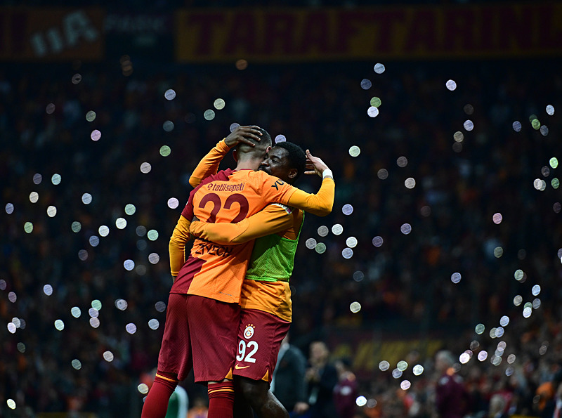 GALATASARAY TRANSFER HAEBRLERİ... Galatasaray’dan Ziyech için resmi hamle!