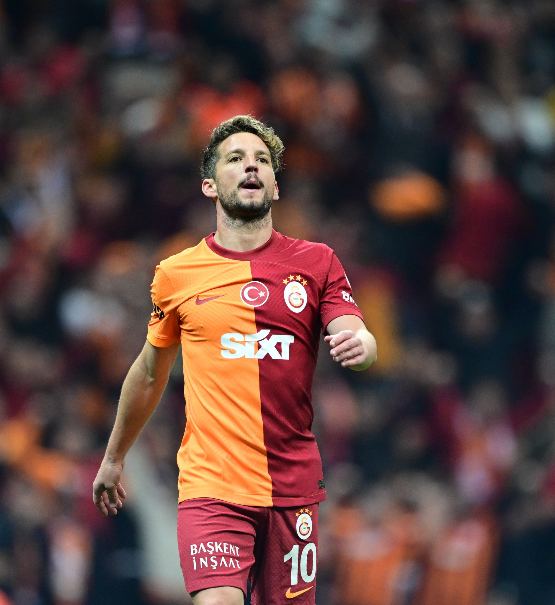 Galatasaray’dan flaş hamle! Dries Mertens kalıyor ama...