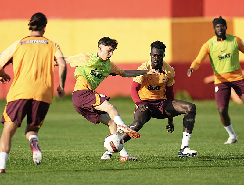 Galatasaray’da 8 futbolcu için sürpriz haber! Sezon sonunda...