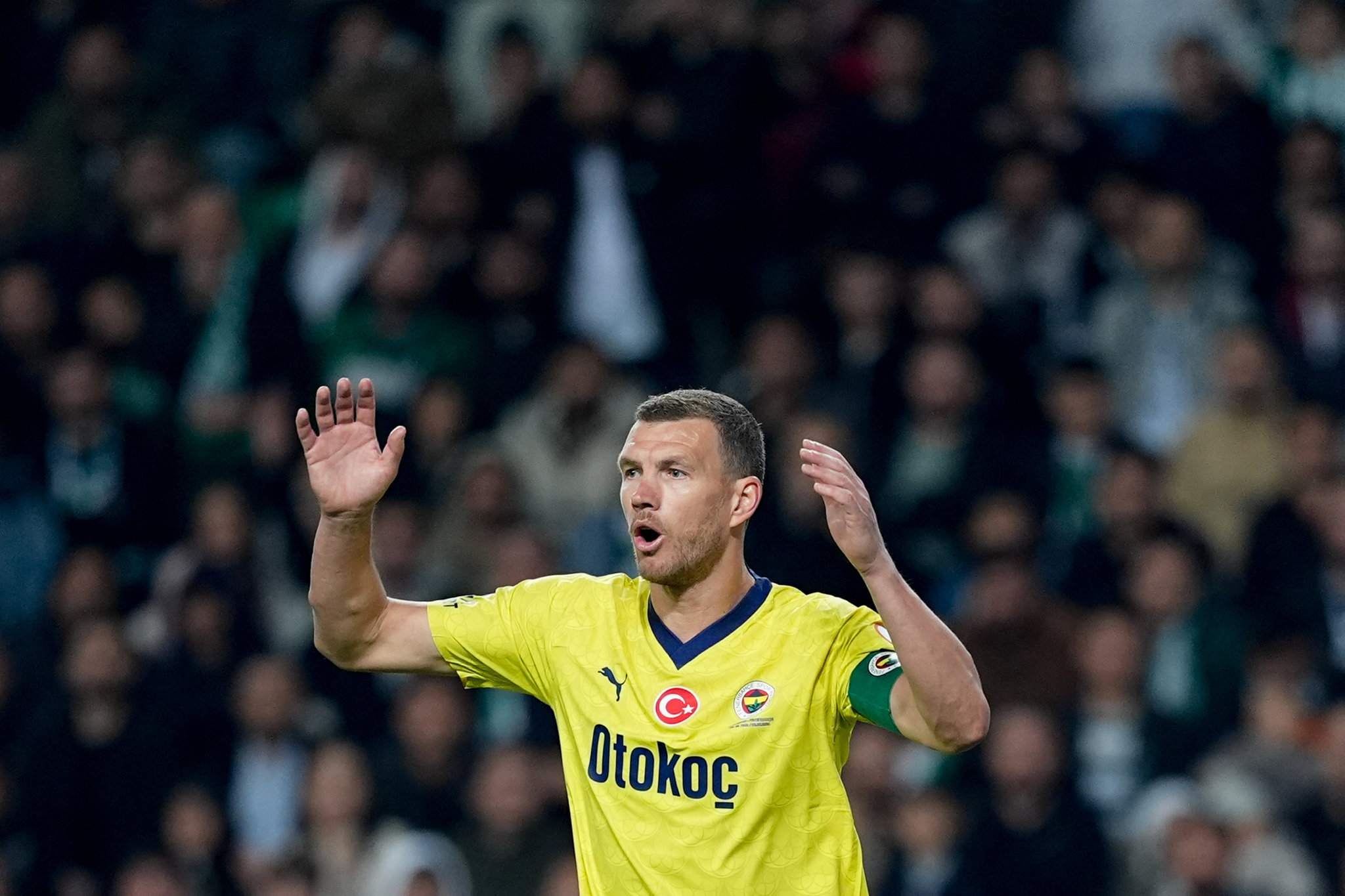 FENERBAHÇE HABERLERİ | Edin Dzeko’da ilginç istatistik! Yıldız oyuncu yokları oynuyor