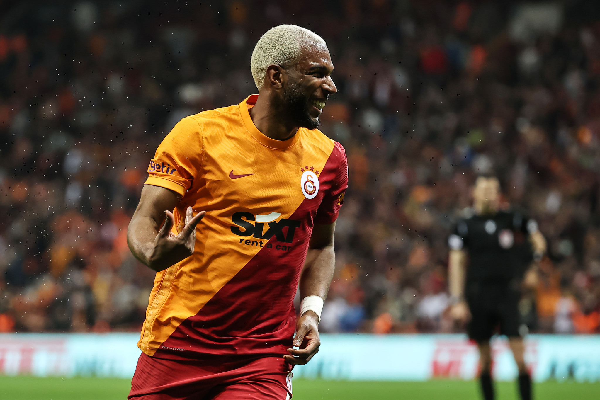 Ryan Babel’den flaş Beşiktaş itirafı! Ayrılmayı...