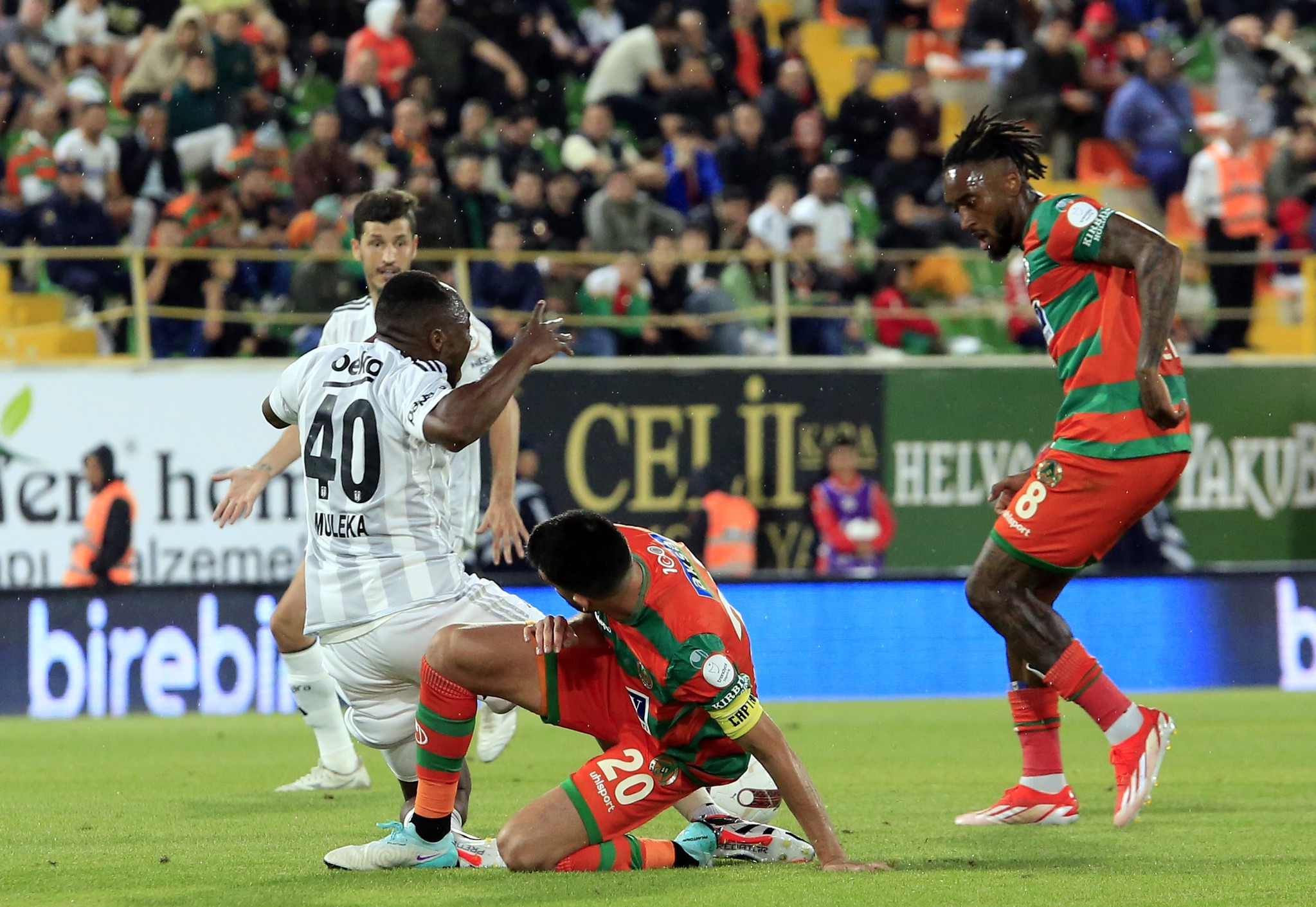 Spor yazarları Corendon Alanyaspor - Beşiktaş maçını değerlendirdi!