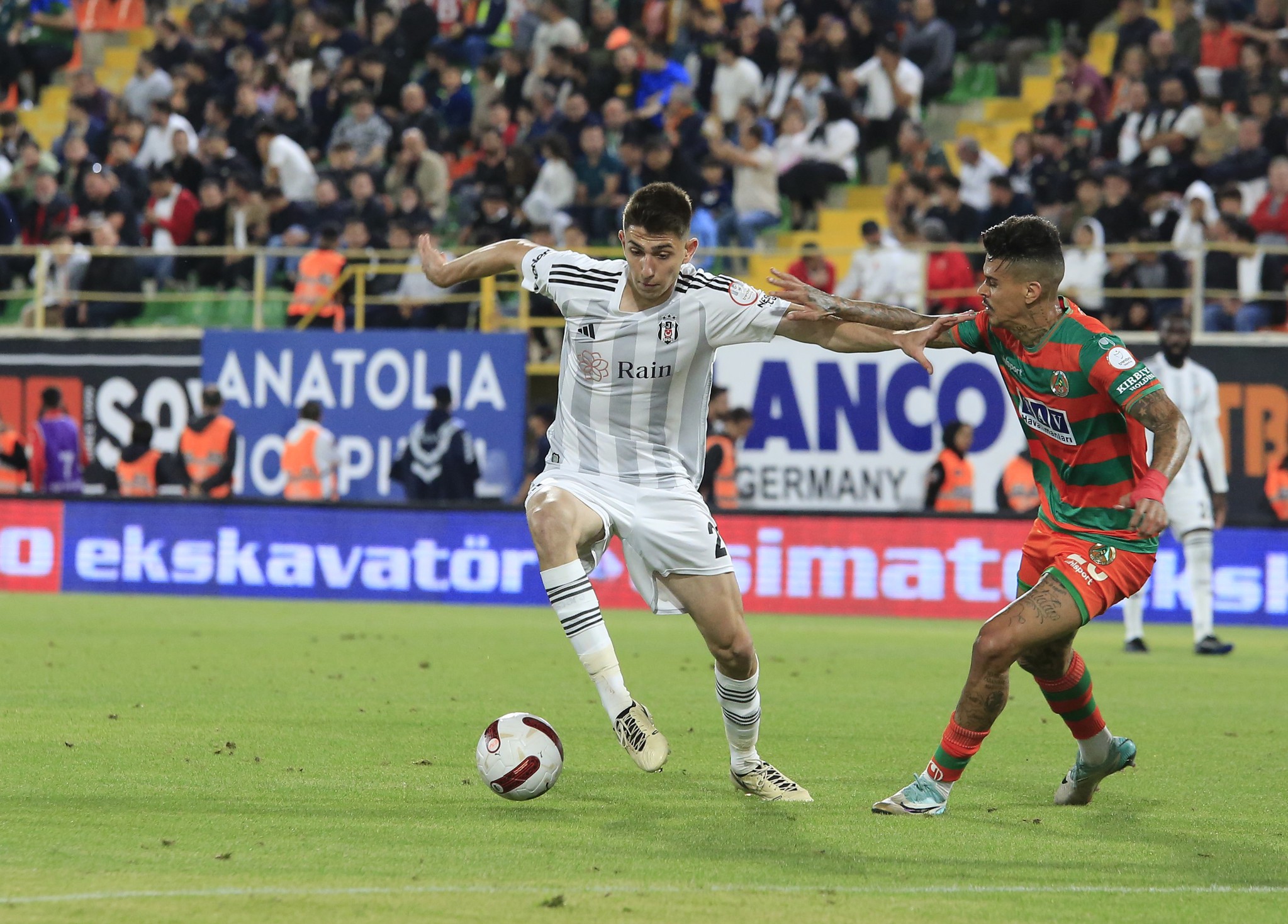 Spor yazarları Corendon Alanyaspor - Beşiktaş maçını değerlendirdi!