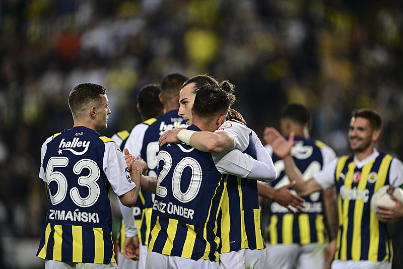 Galatasaray derbisi öncesi Fenerbahçe’de flaş karar! Alınacak galibiyetle...
