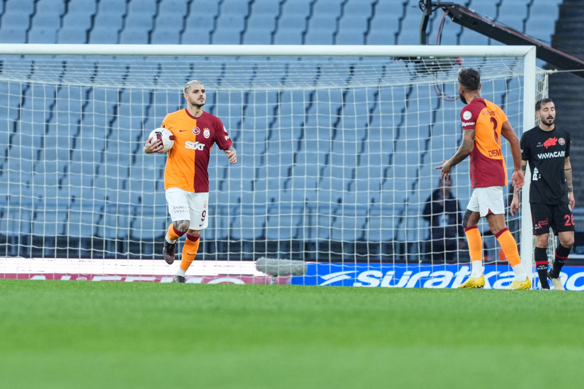 Galatasaray şampiyonluk için sahada! İşte Okan Buruk’un derbi 11’i