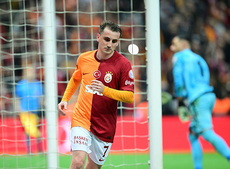 Galatasaray şampiyonluk için sahada! İşte Okan Buruk’un derbi 11’i