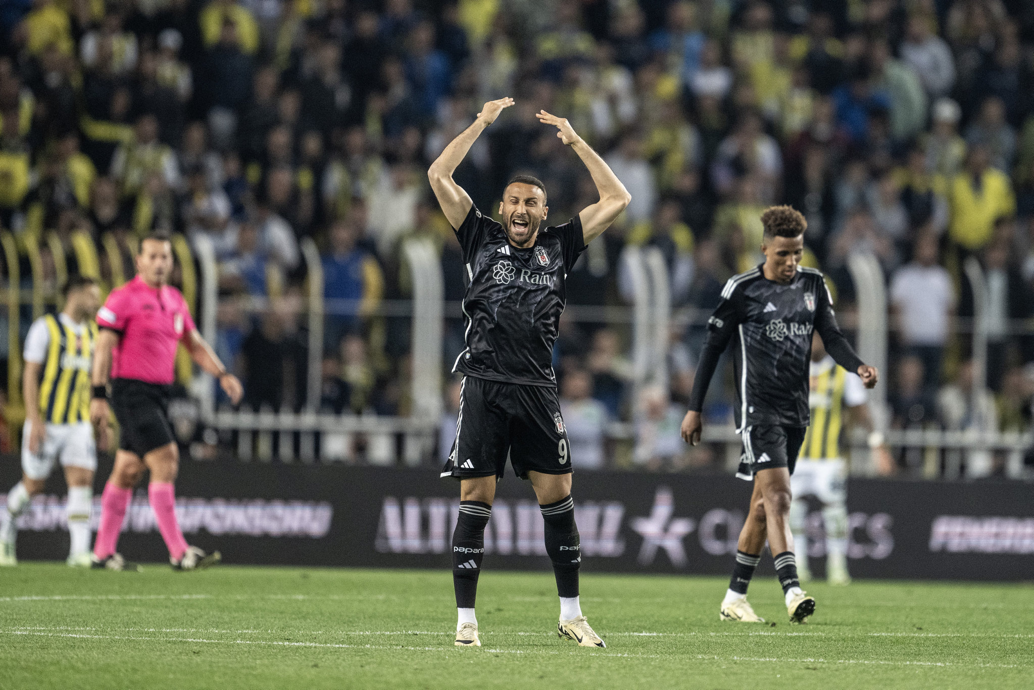 Fenerbahçe’den Cenk Tosun bombası! Bu transfer olay yaratır