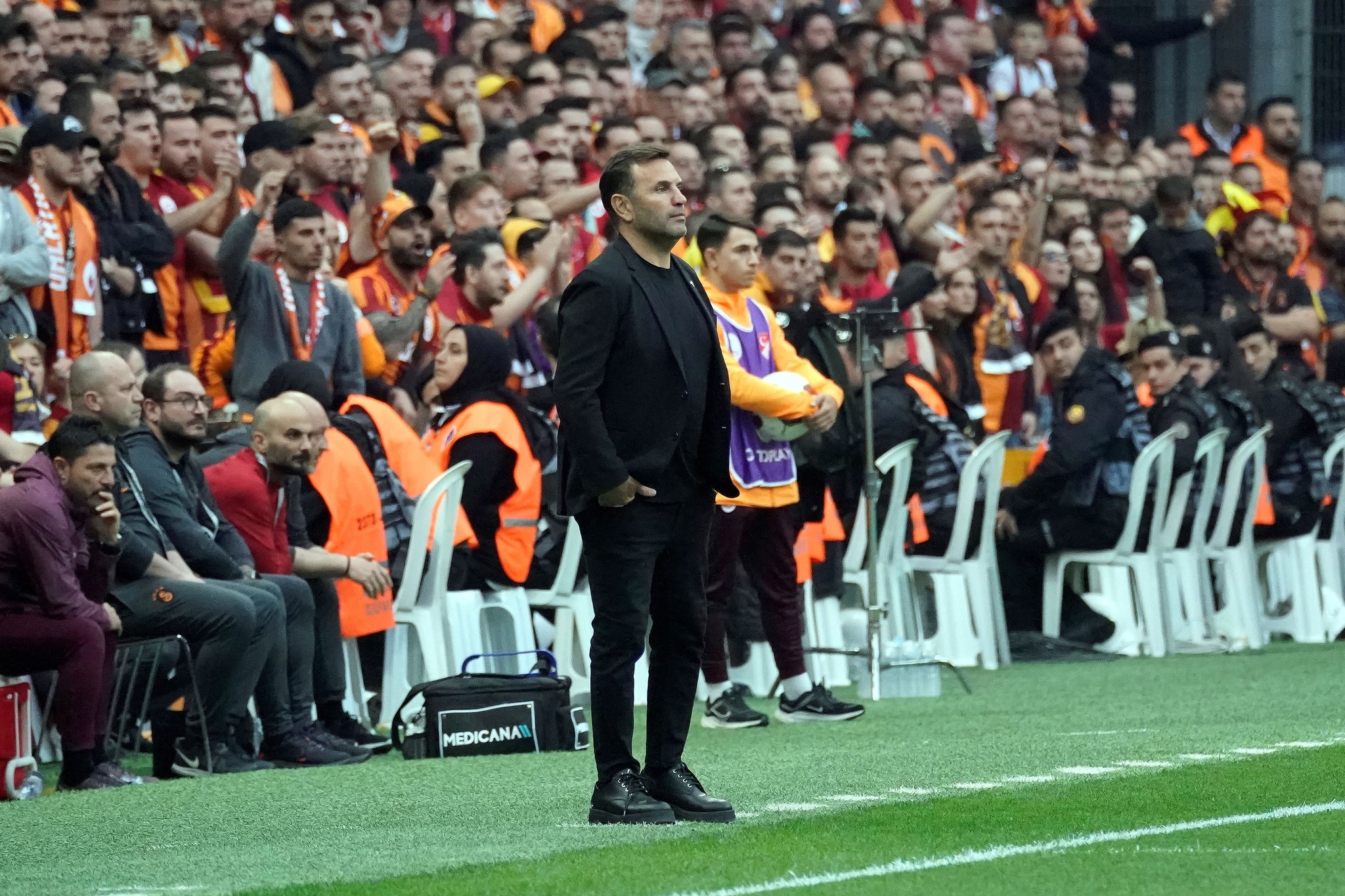 Galatasaray’a 1. Lig’den sürpriz transfer! Okan Buruk çok beğendi