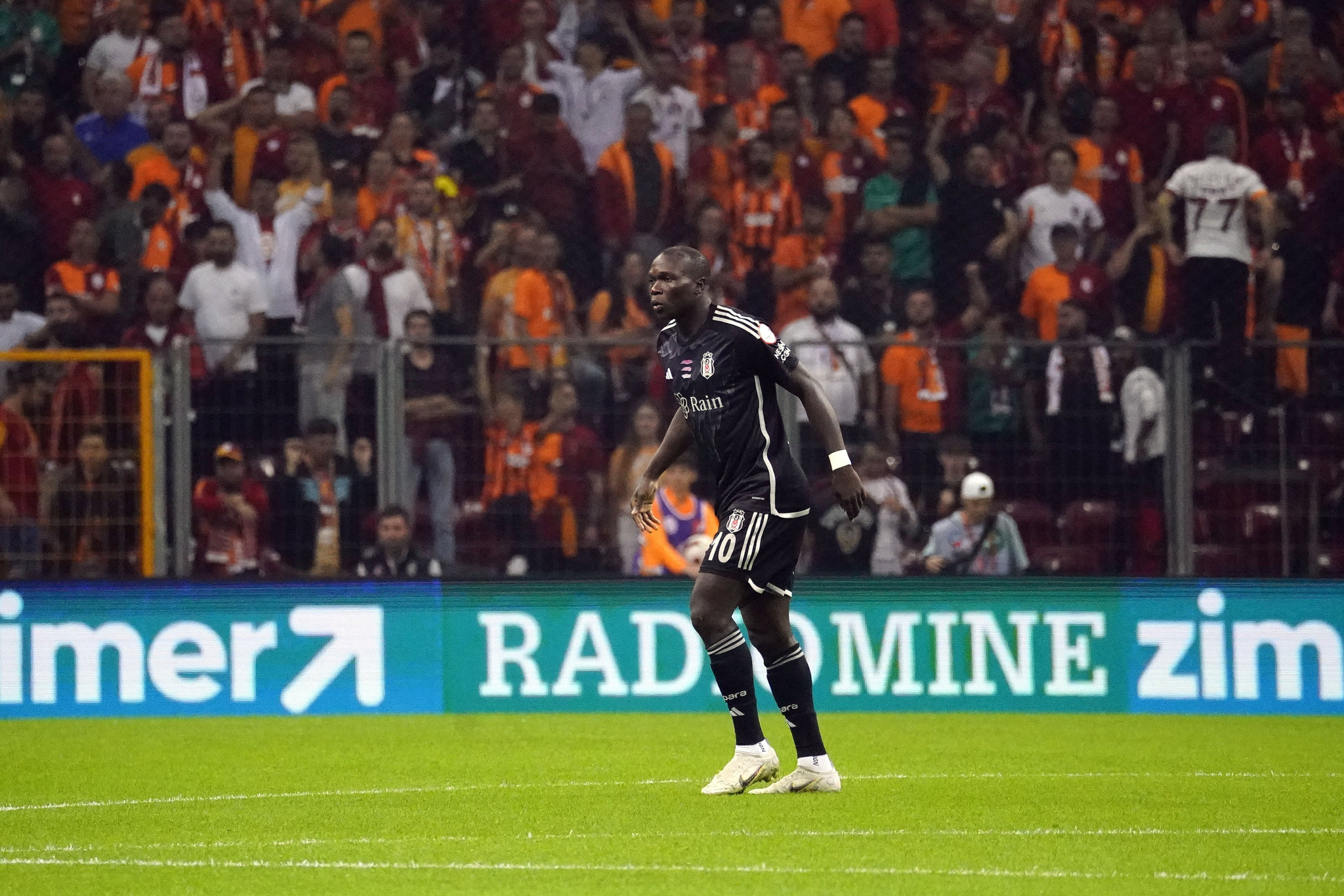 TRANSFER HABERİ: Aboubakar Beşiktaş’a veda ediyor! İşte yeni adresi