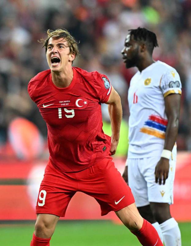 TRANSFER HABERİ - Galatasaray’dan milli yıldıza kanca! Okan Buruk’a yeni sezon hediyesi