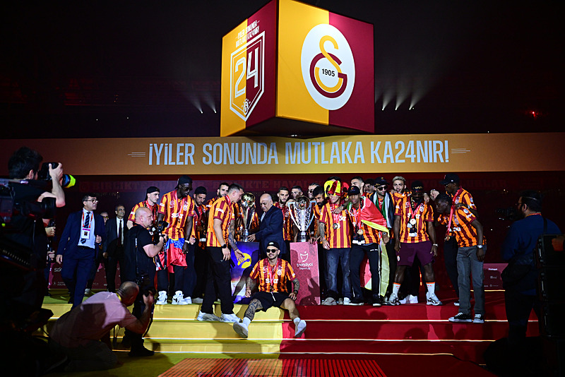 TRANSFER HABERİ | Şampiyonluk sonrasında Avrupa’nın gözdesi oldular! Galatasaraylı 4 futbolcudan dev gelir