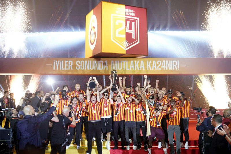 Galatasaray’ın ilk transferi eski Fenerbahçeli! İmza an meselesi