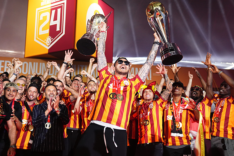 Galatasaray’ın transfer planı ortaya çıktı! 3 futbolcu...