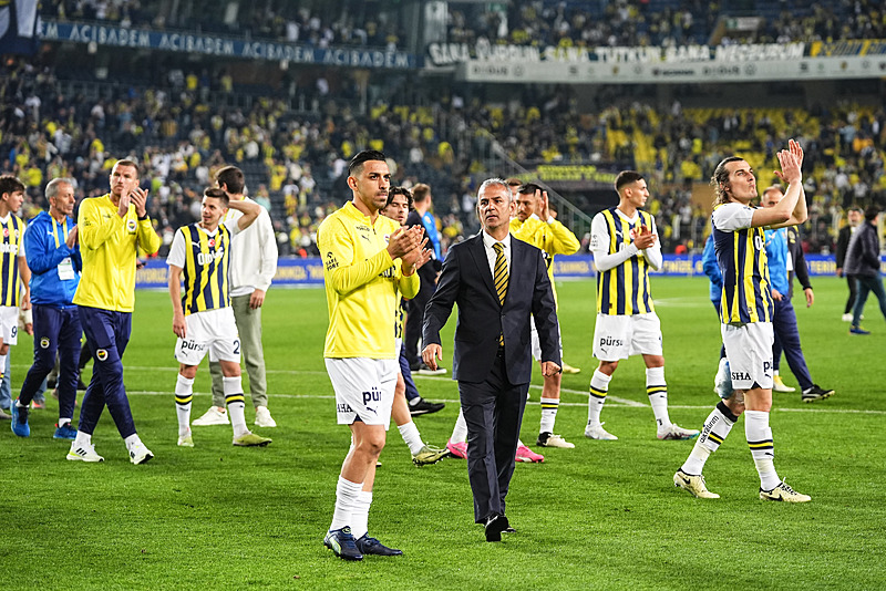 TRANSFER HABERİ | Fenerbahçe’den orta saha bombası! Dünya yıldızları bir bir gelecek