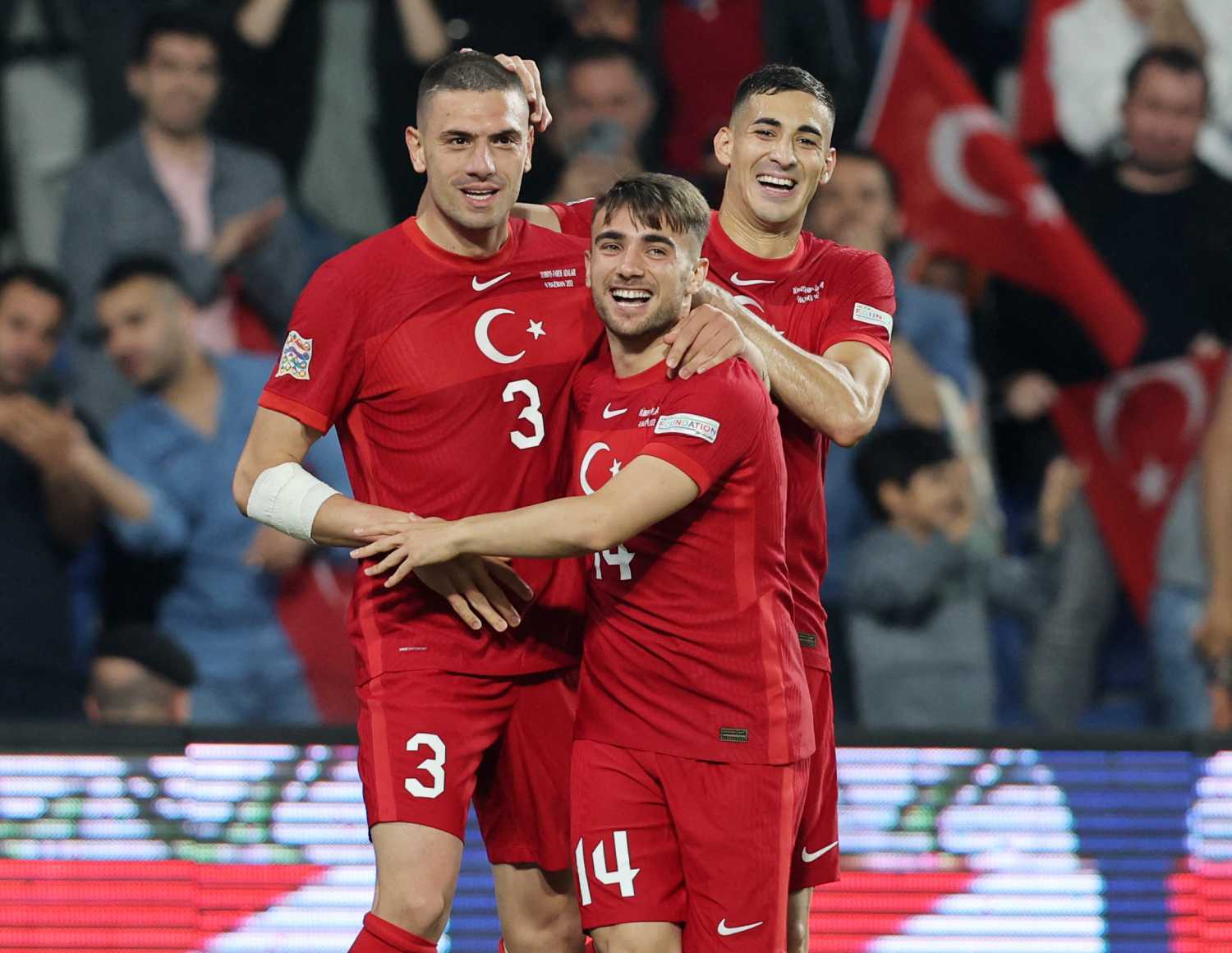 Fenerbahçe transferde çıldırdı! 2 flaş isim listede