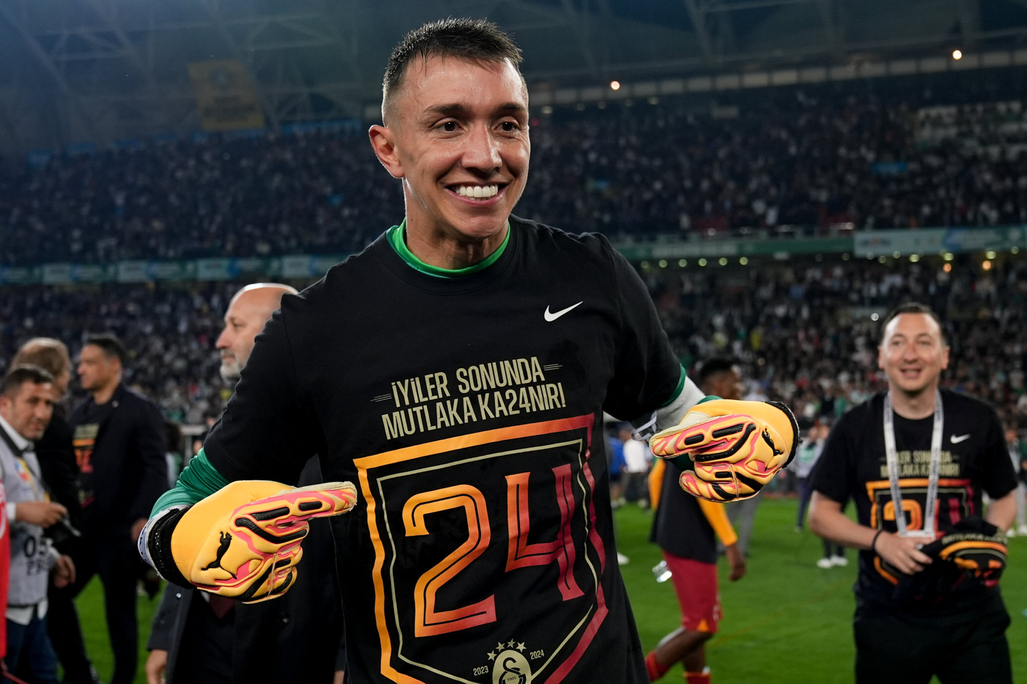 Galatasaray’ın Fernando Muslera planı! Emekli olduktan sonra...