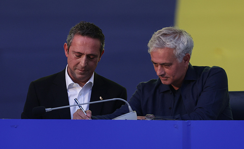 Mourinho’yu duyan Fenerbahçe’ye geliyor! Bu transfer çok konuşulacak