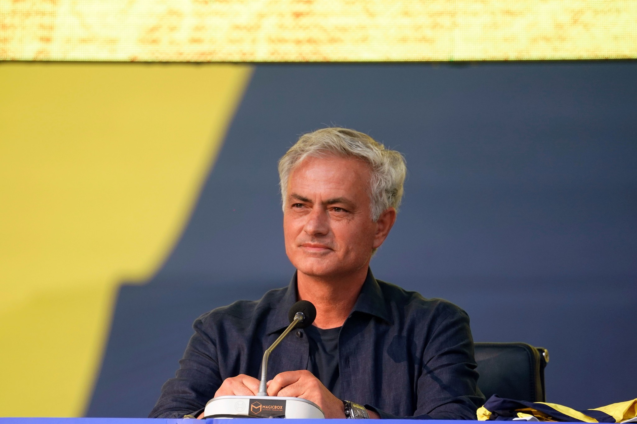 FENERBAHÇE HABERLERİ | Jose Mourinho’nun imza töreni Avrupa basınında!