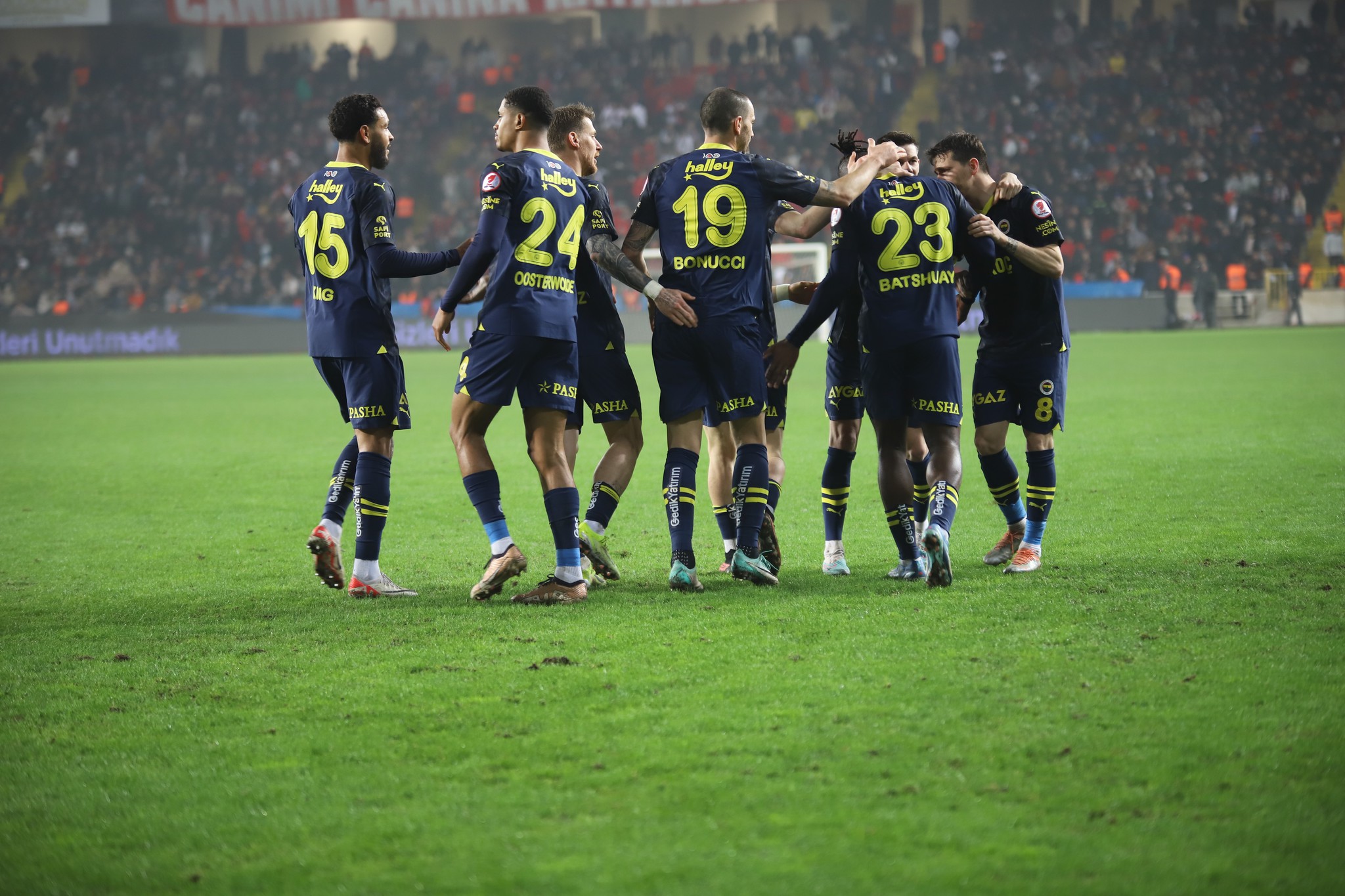 Fenerbahçe’den Galatasaray’a yılın çalımı! Transferde Mourinho etkisi