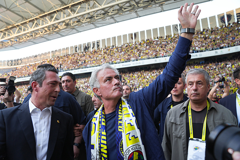 Fenerbahçe’den Galatasaray’a yılın çalımı! Transferde Mourinho etkisi