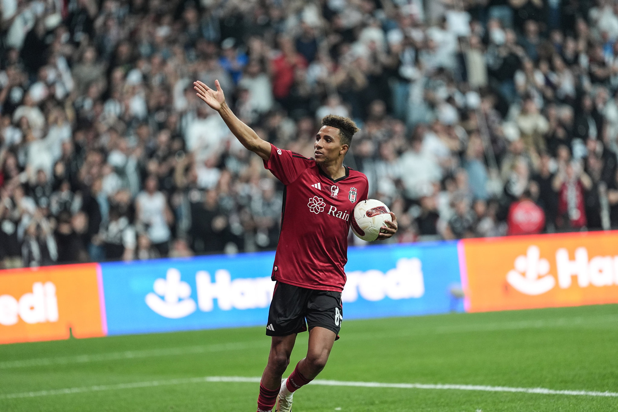 TRANSFER HABERİ |Arabistan’dan bir kanca da Gedson Fernandes’e! İşte Beşiktaş’ın o şartı