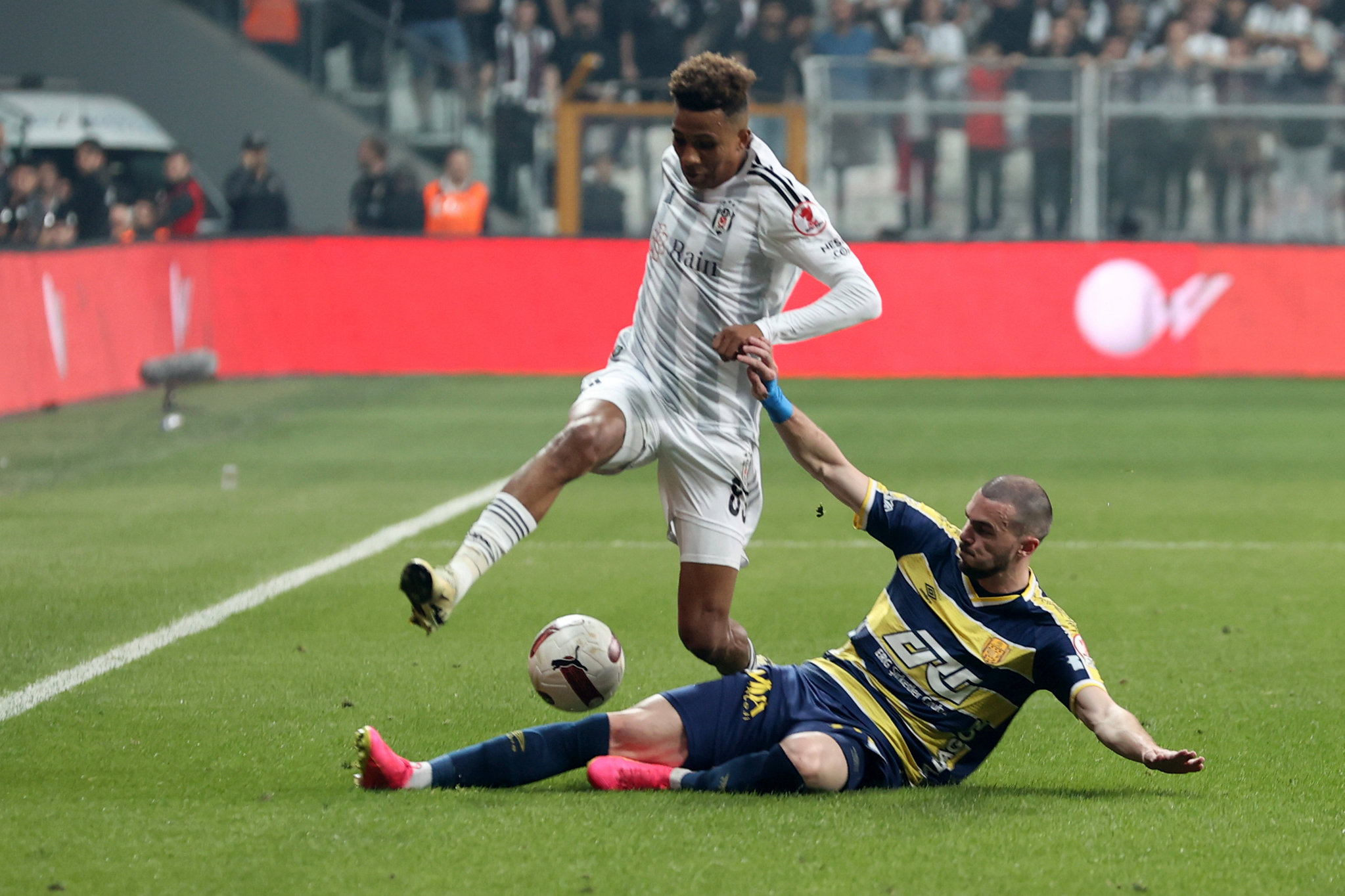 TRANSFER HABERİ |Arabistan’dan bir kanca da Gedson Fernandes’e! İşte Beşiktaş’ın o şartı