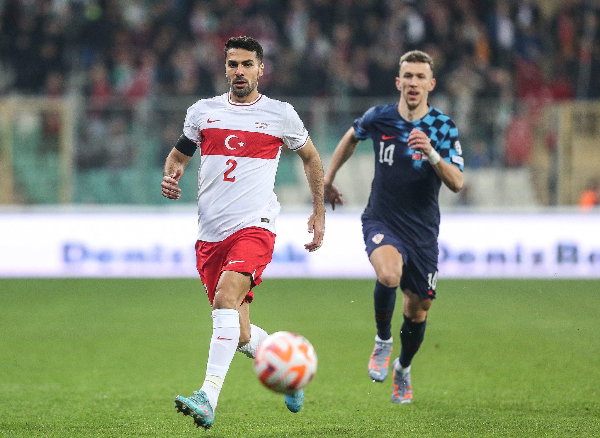 TRANSFER HABERİ: Milli yıldız Galatasaray’a geliyor! EURO 2024 sonrası imza atacak
