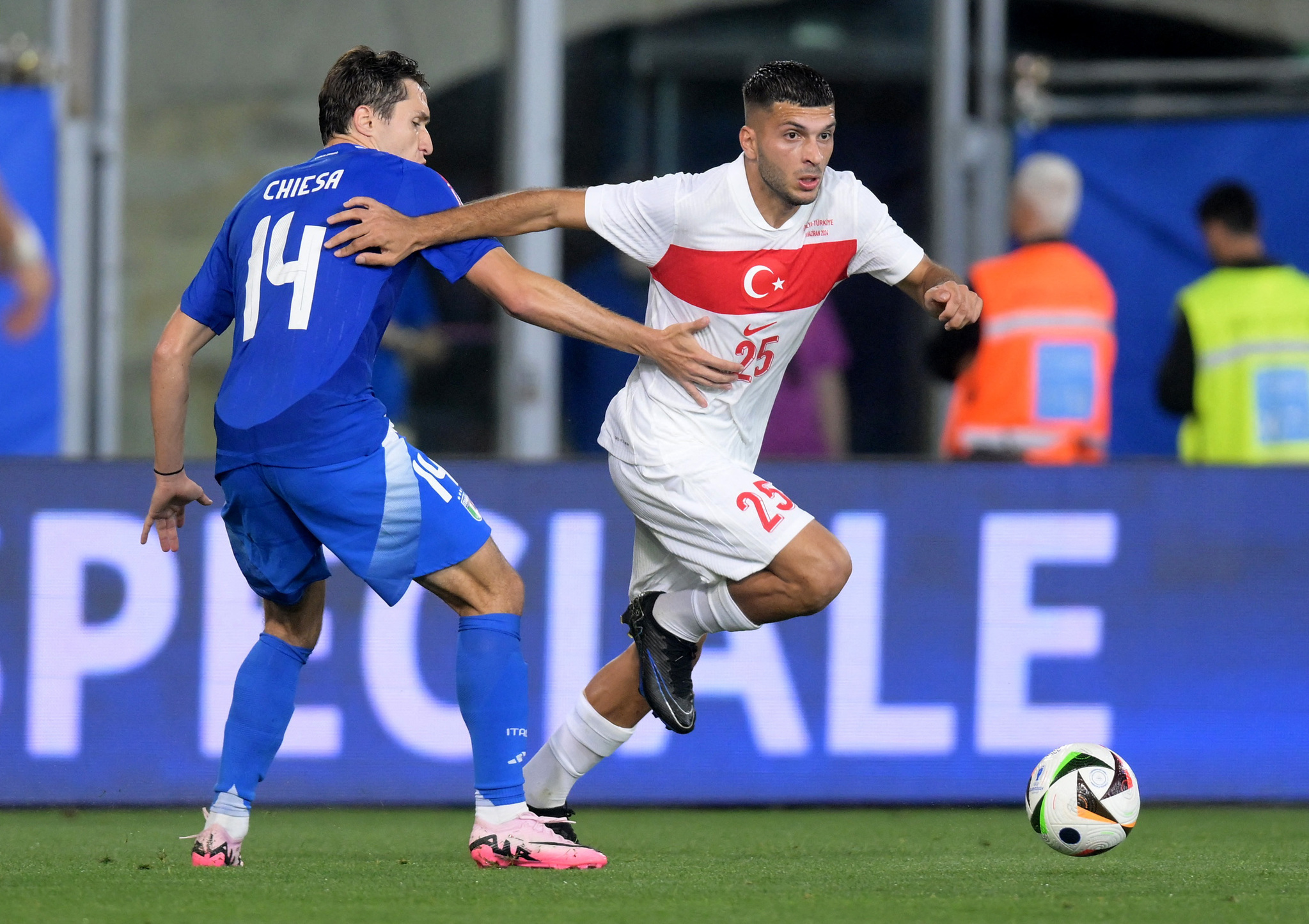 Fenerbahçe’den Galatasaray’a transfer çalımı! Rafa Silva’dan sonra...